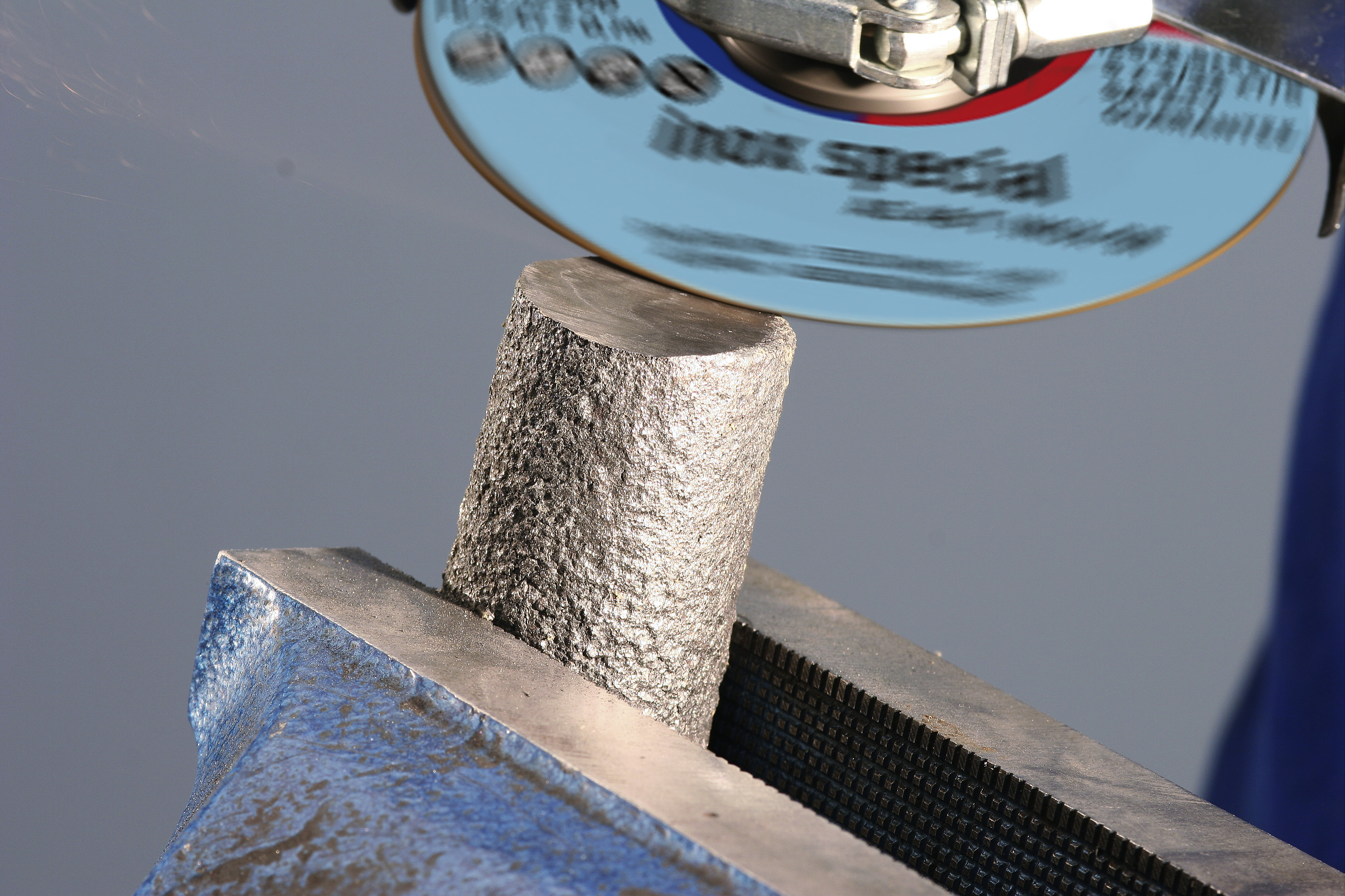 DRONCO INOX SPECIAL CUT & GRIND DISCS 4 1/2" 115MM (25) DRONCO INOX SPECIAL CUT & GRIND DISCS 4 1/2" 115MM (25)